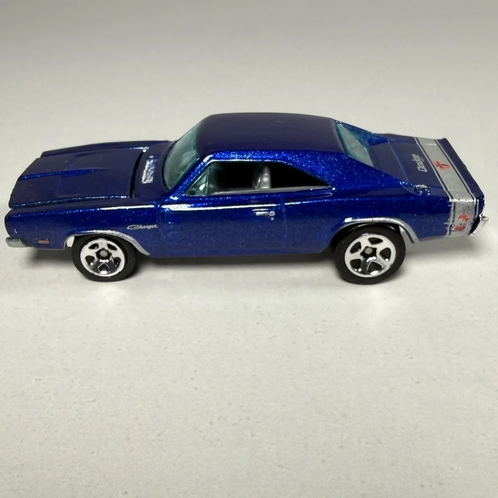 Hot Wheels 2004 hot